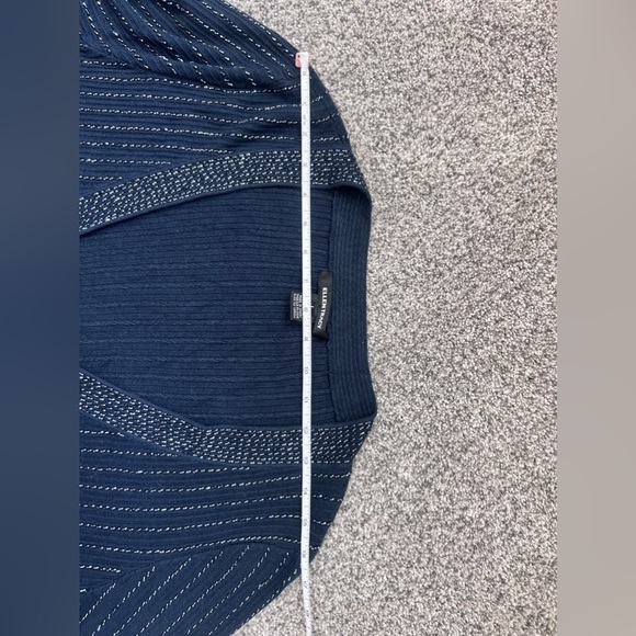 Ellen Tracy Navy Blue Beaded Embellish Full Sleeve Silk/Cashmere Top Size Large - Picture 12 of 13